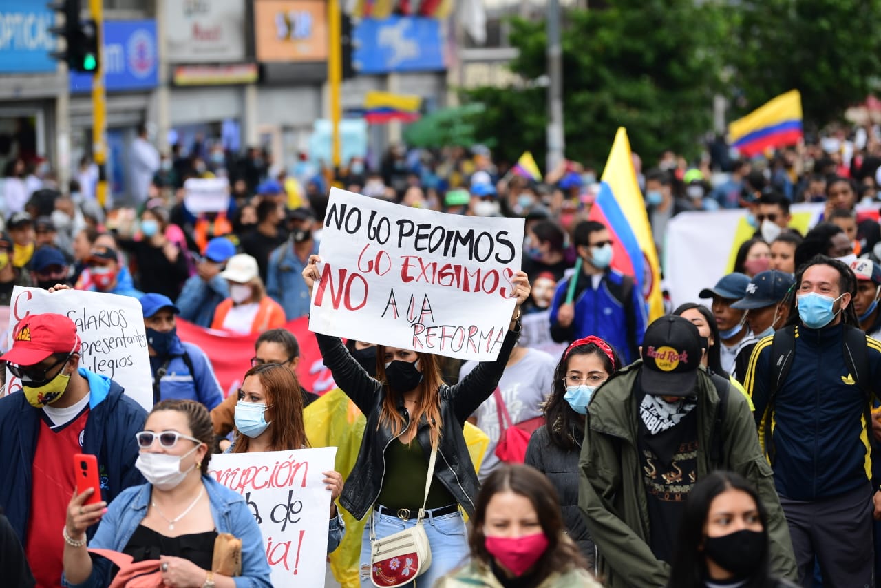 En vivo Paro Nacional en Bogotá: Esmad interviene manifestación al final de la jornada