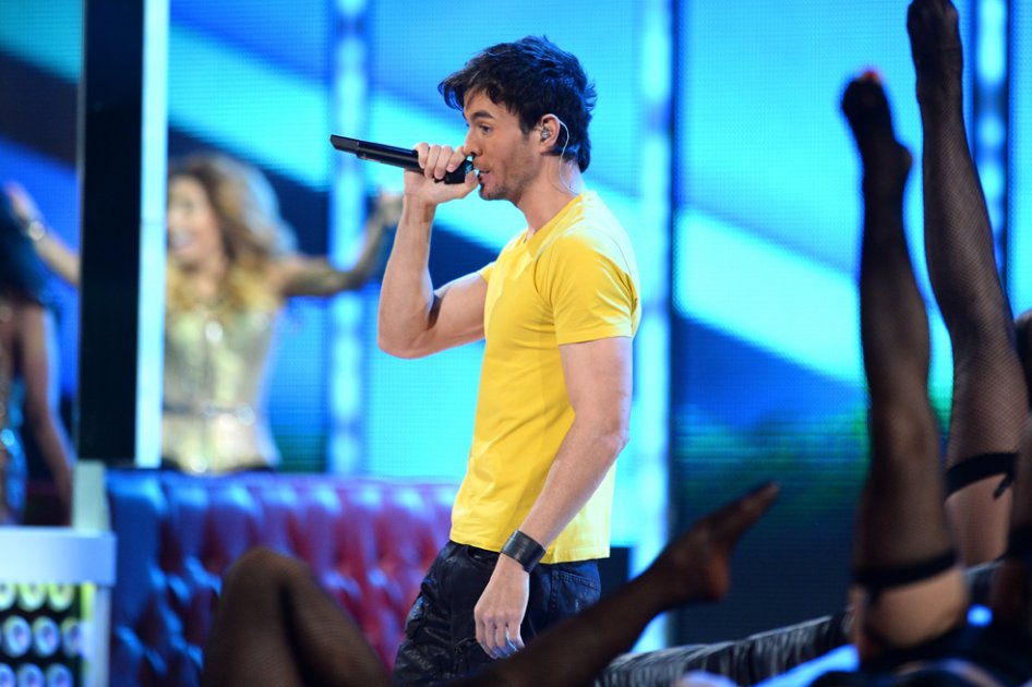 Enrique Iglesias en concierto.