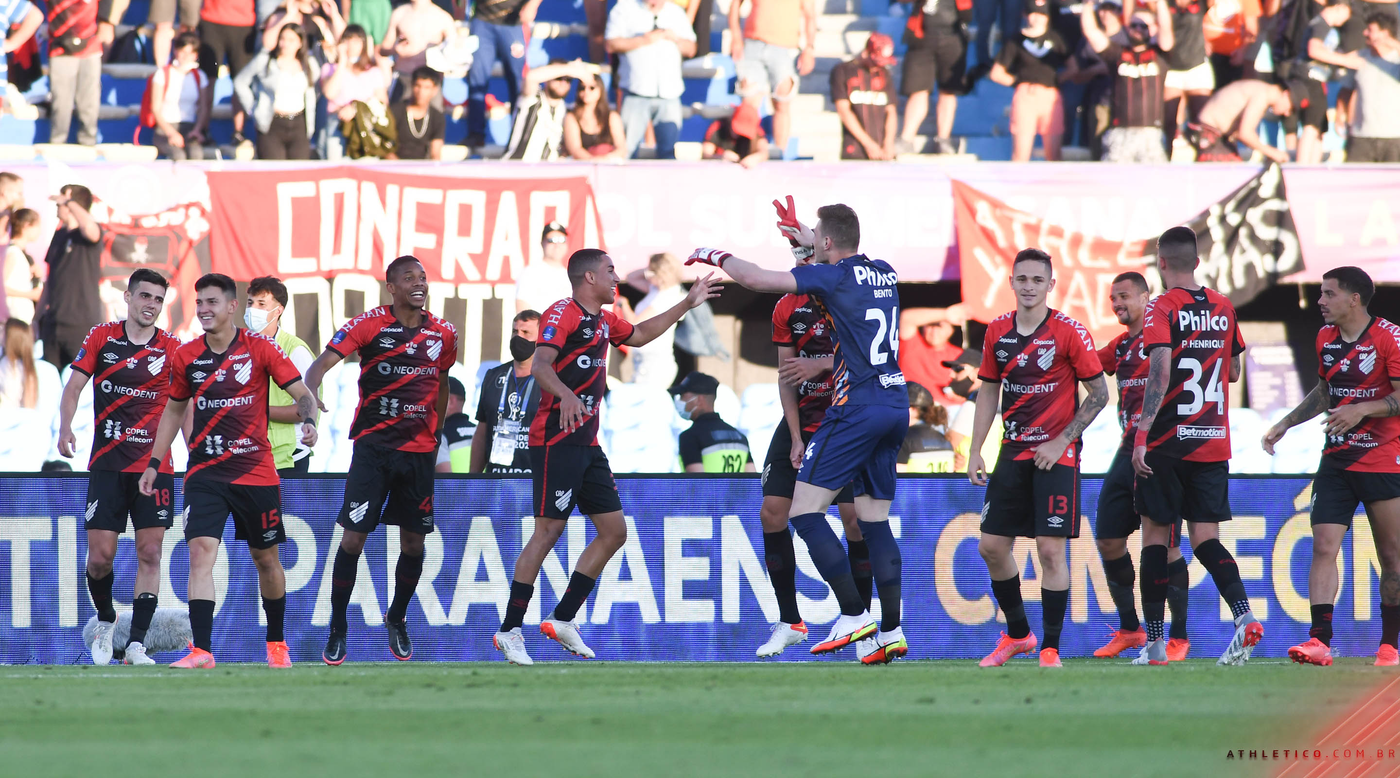 Athletico Paranaense, primer equipo brasileño bicampeón de la Copa Sudamericana