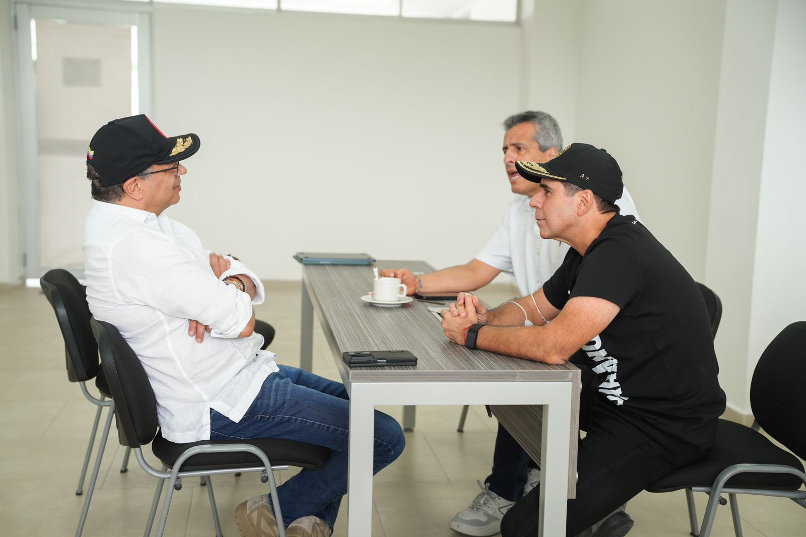 Los acuerdos a los que llegaron el presidente Petro y el alcalde Alejandro Char