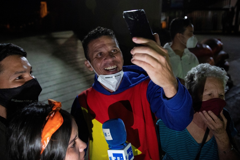Opositores. indulto Maduro. Venezuela 2020