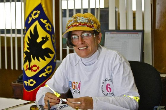 Contralor pide suspensión de funcionaria del Distrito