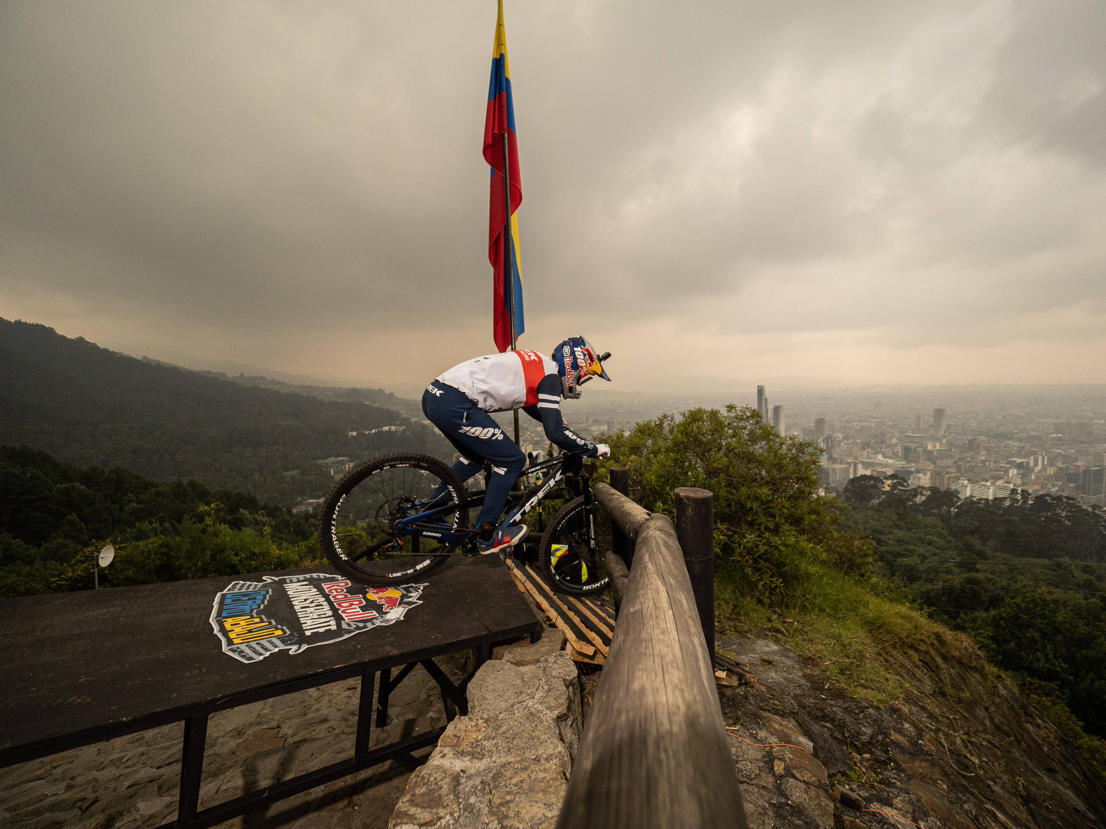 Las calles de la Comuna 13 vivirán una nueva edición de la Red Bull Cerro Abajo