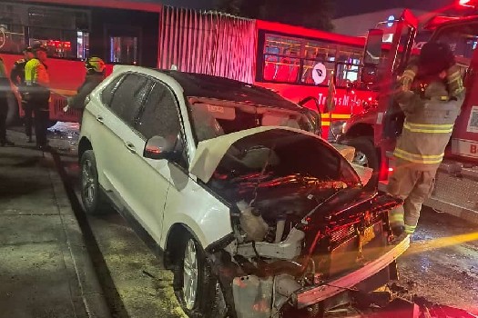 Así quedó la camioneta involucrada en el accidente.
