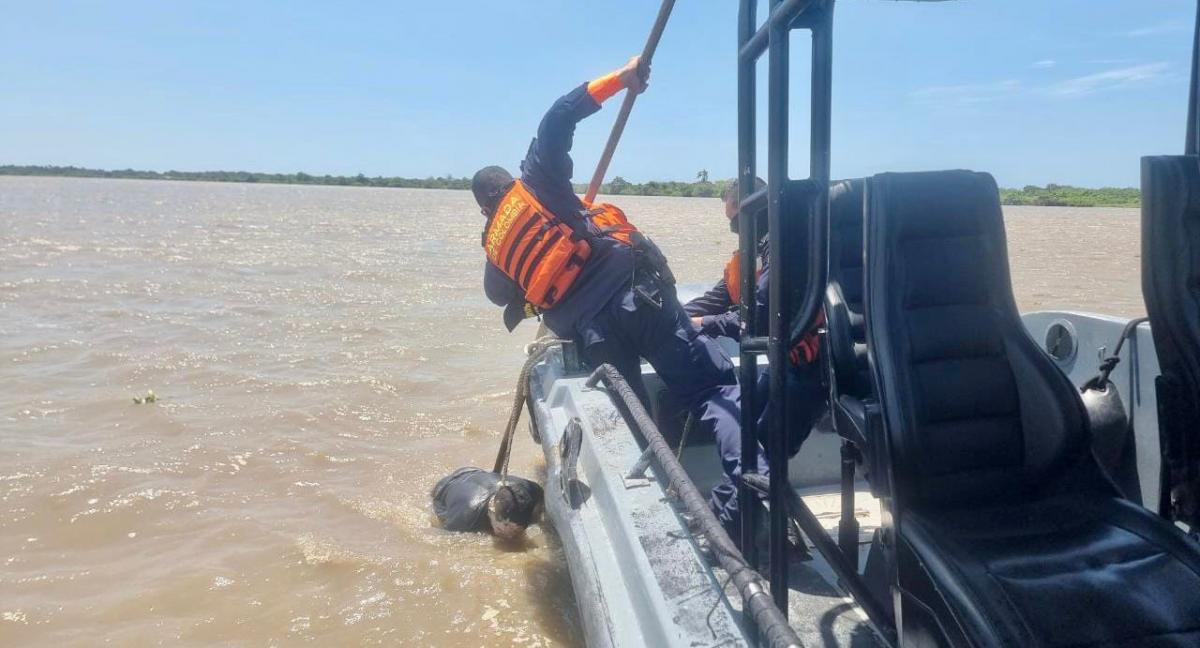 Hallaron un cadáver en el río Magdalena en Barraquilla: es el segundo en la semana