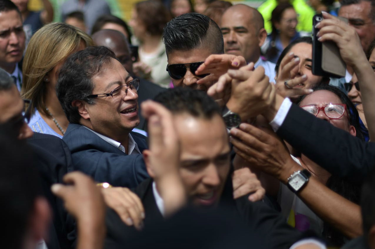 CNE abre investigación preliminar de pagarés de campaña presidencial de Petro
