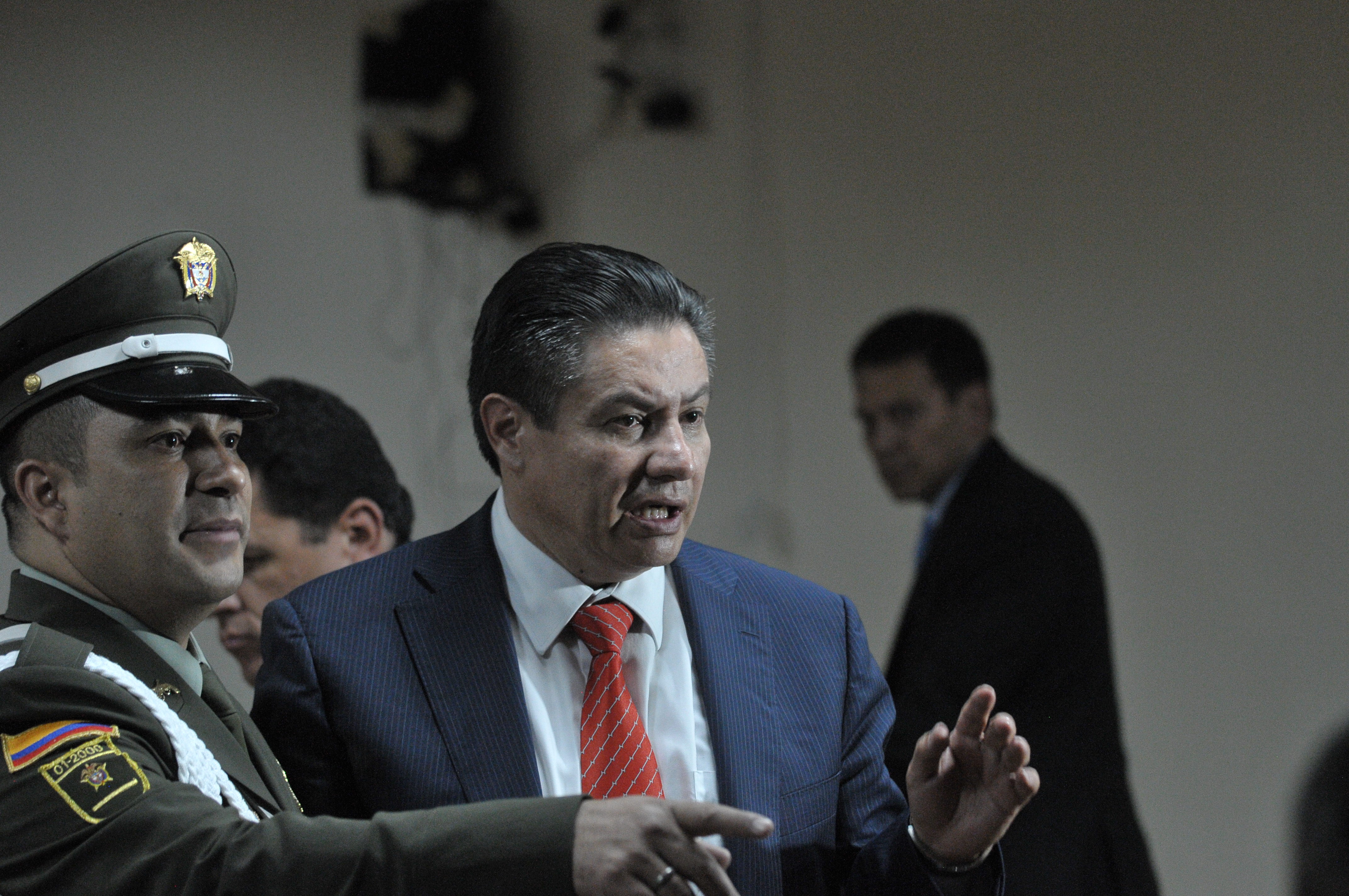 Libre exsecretario Héctor Zambrano, condenado por “carrusel de la contratación”