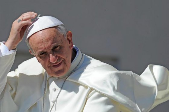 Papa pide que recen por él y se confiesa «un poco anciano y enfermo»