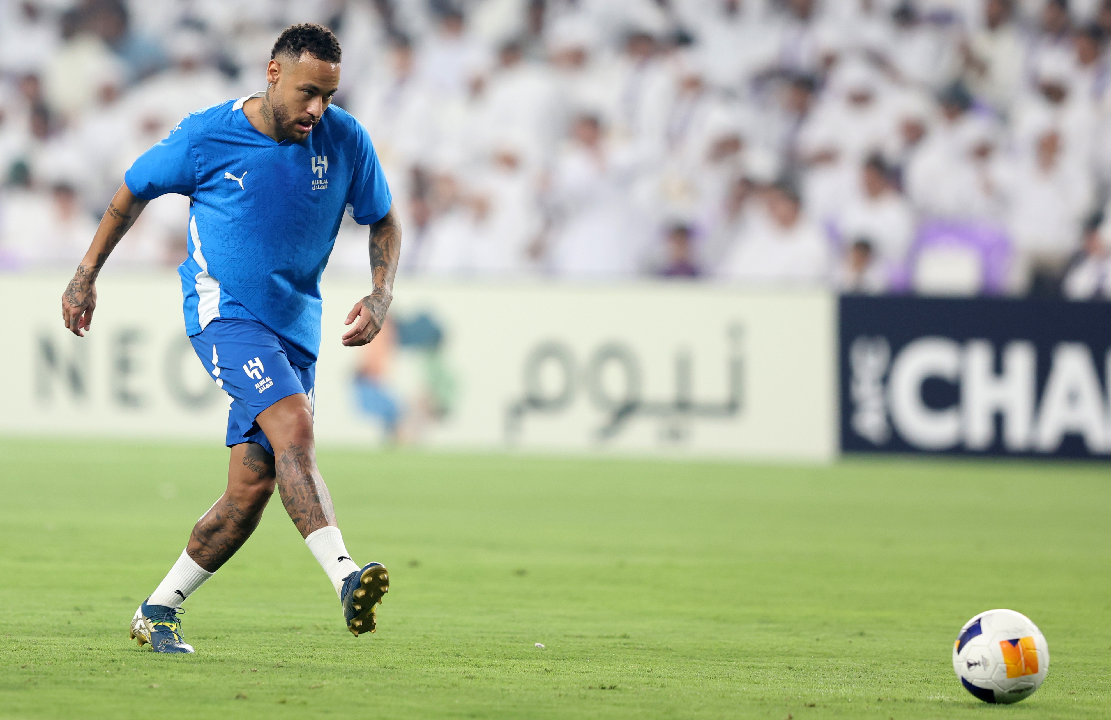 “Neymar negocia su salida”: lo confirmaron en Arabia, ante el rumor del Santos