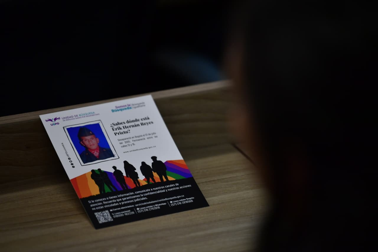 El cuerpo habla, pero no dice todo: la nueva forma de buscar personas trans desaparecidas en el conflicto armado