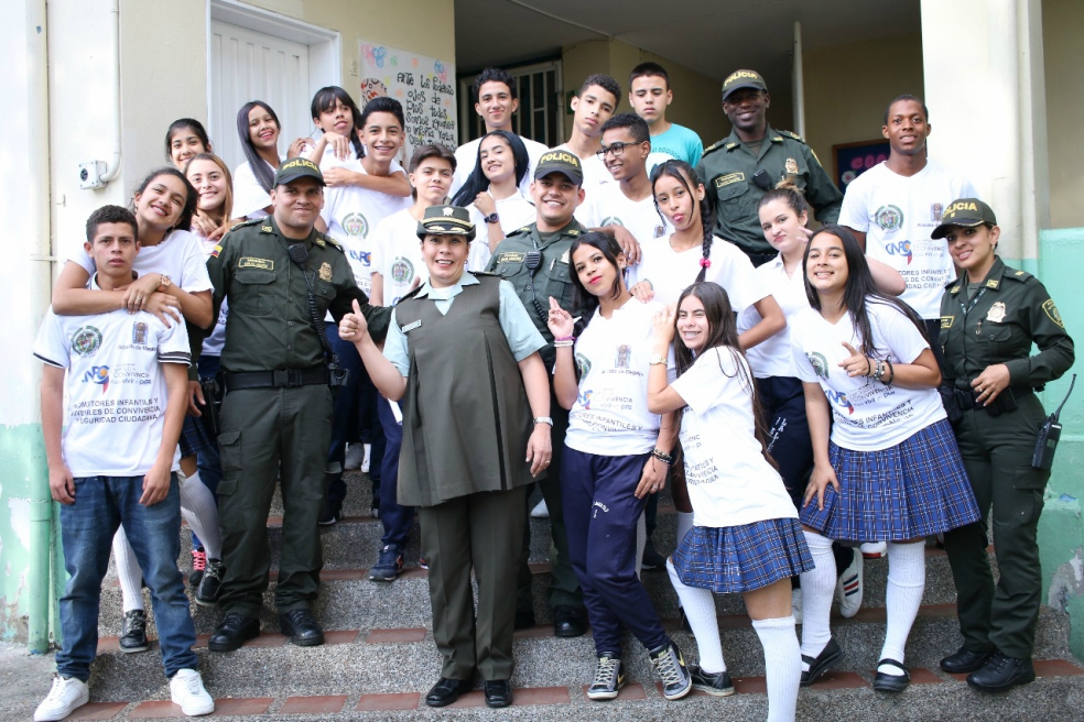 Jóvenes promueven la sana convivencia en la Comuna 8 de Medellín