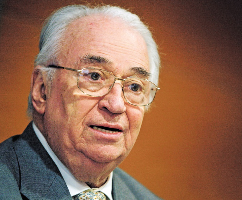 Anécdotas para recordar los cien años de Belisario