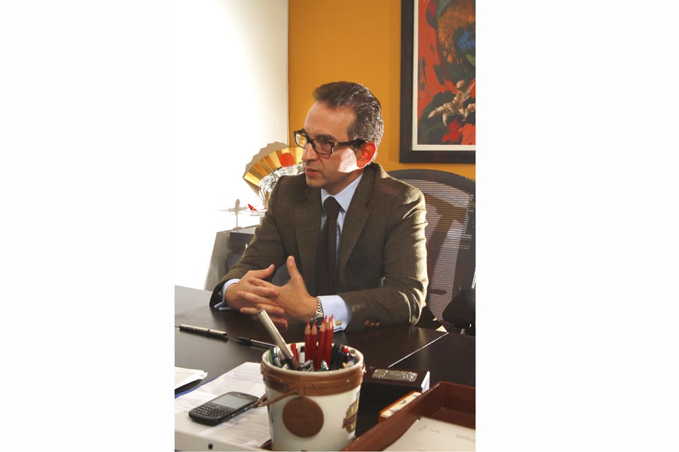 El contrabando de pollo vale $90 mil millones