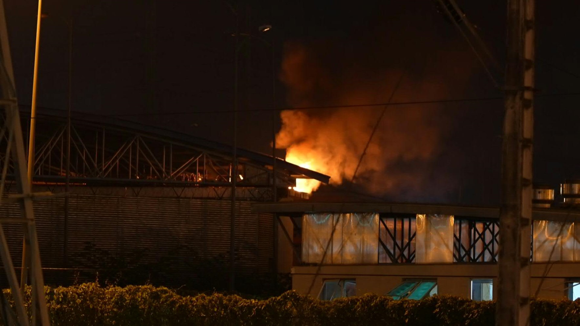 Motín carcelario deja un muerto y cuatro heridos en Ecuador
