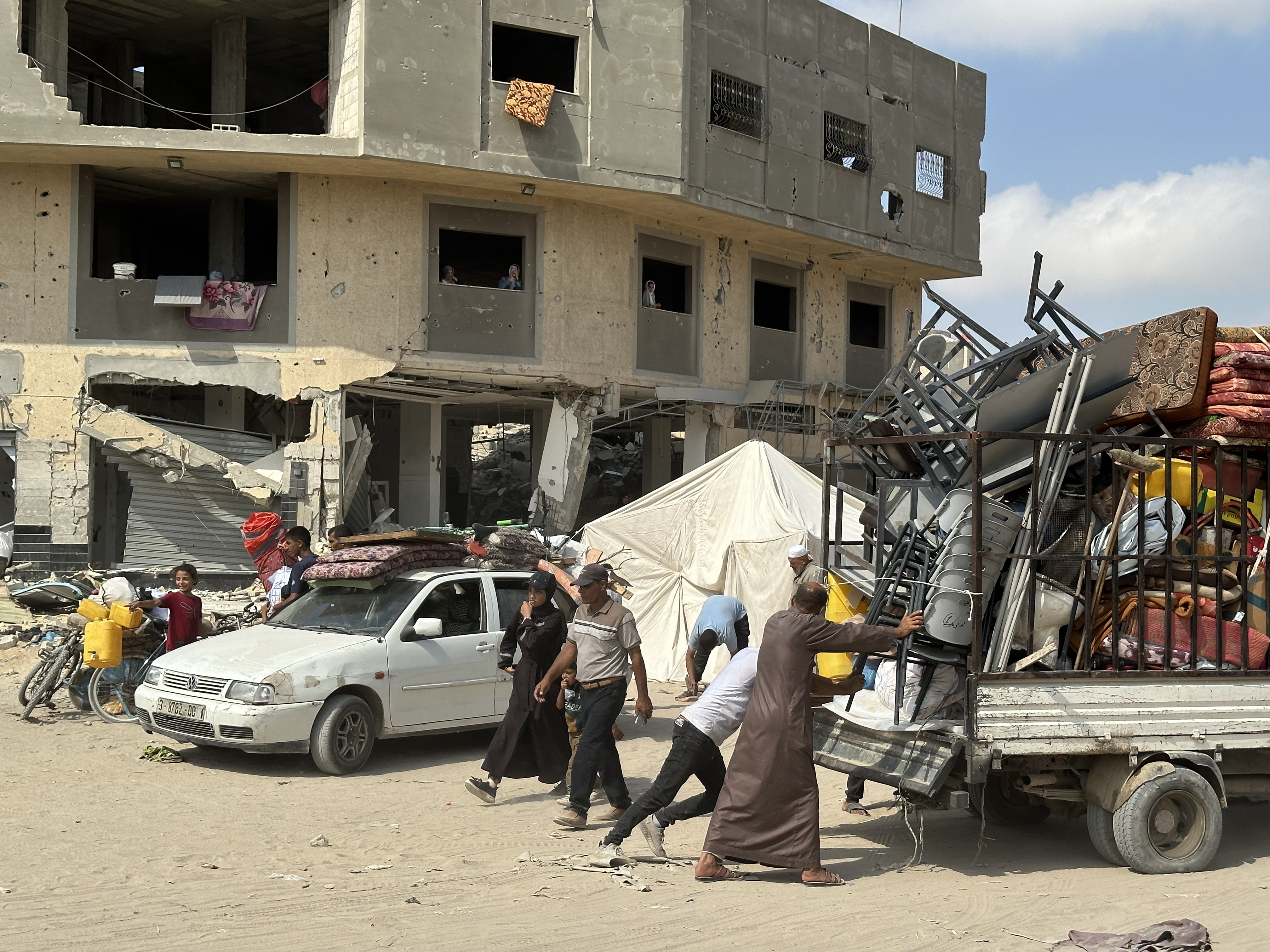 Israel pide la evacuación de Ciudad de Gaza y continúa la ofensiva en la Franja
