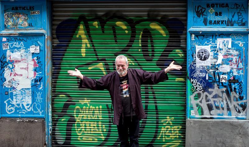 Terry Gilliam dice que ver cine en el celular «es tergiversar la idea de la gran pantalla»
