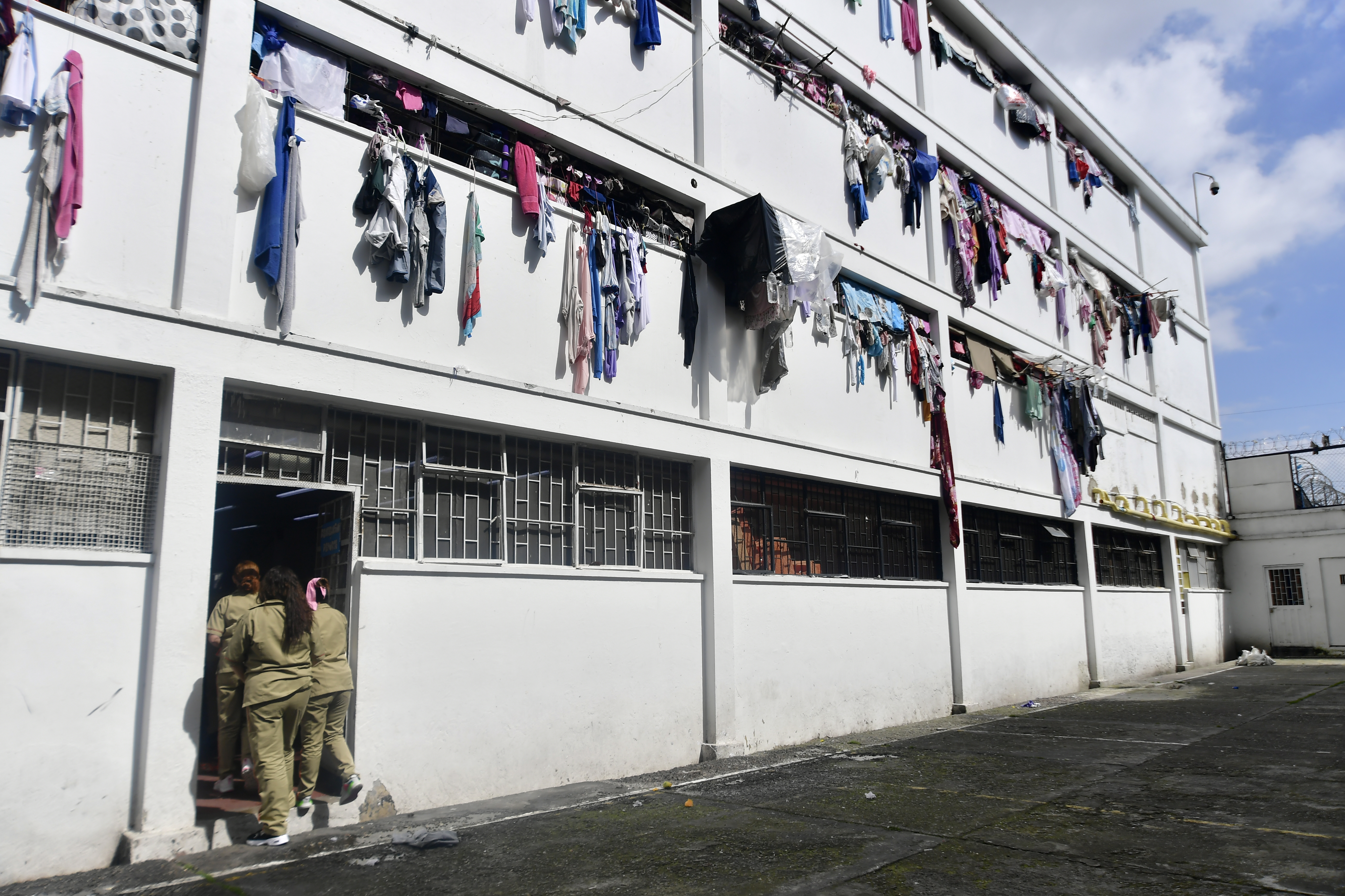 La justicia selectiva: Epa Colombia y las mujeres invisibles en prisión