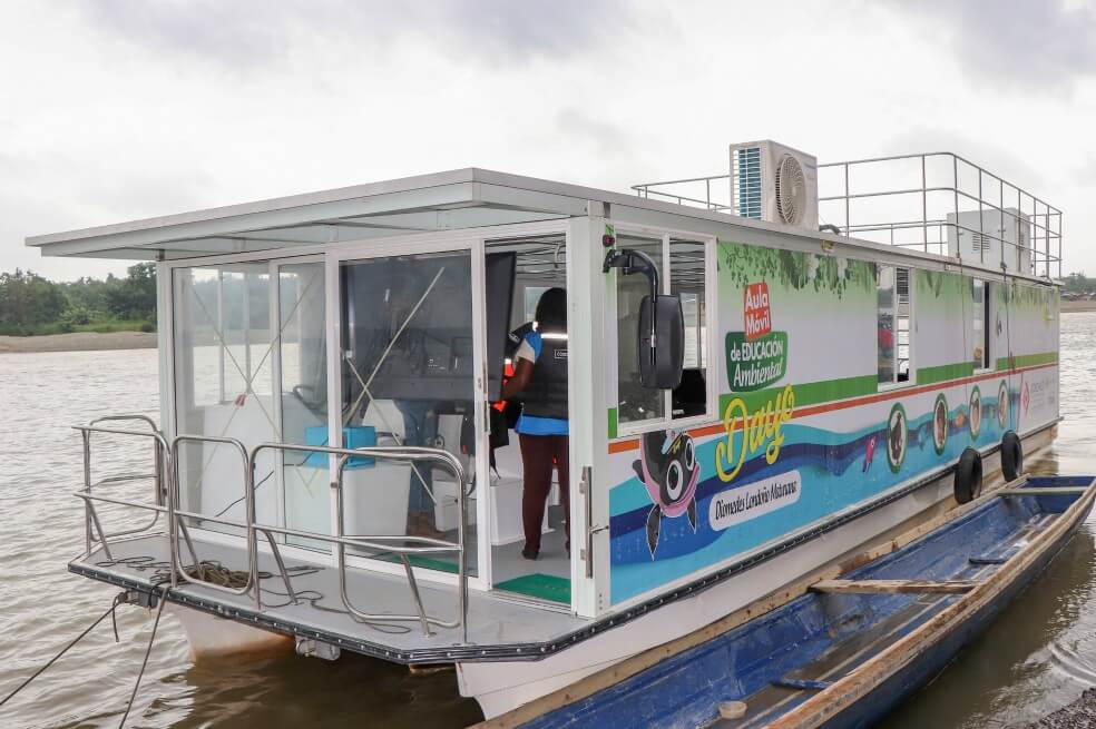 Este es el aula flotante que pondrá en marcha Codechocó. / Cortesía