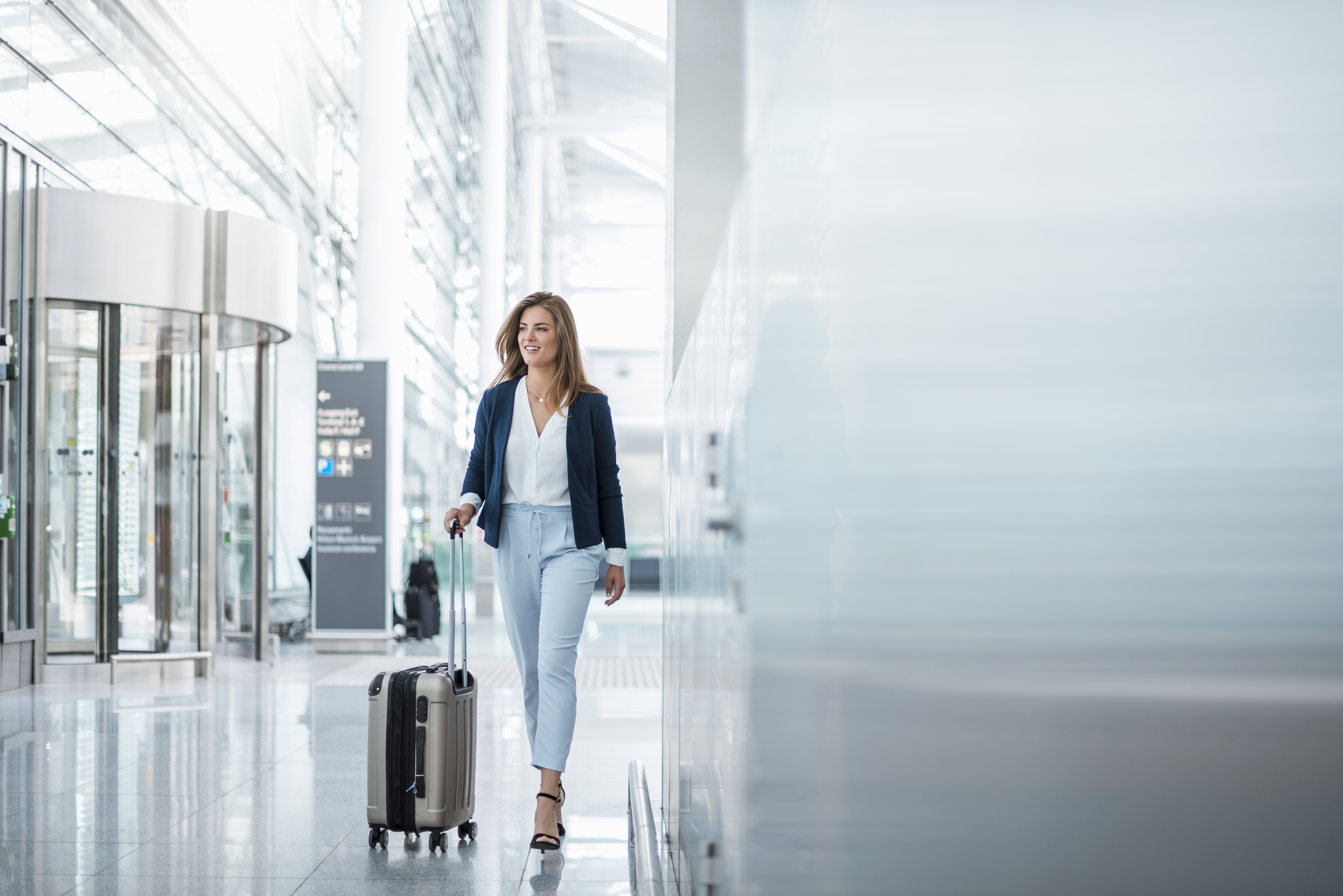 Turismo emplea una mayor cantidad de mujeres en comparación a otros sectores