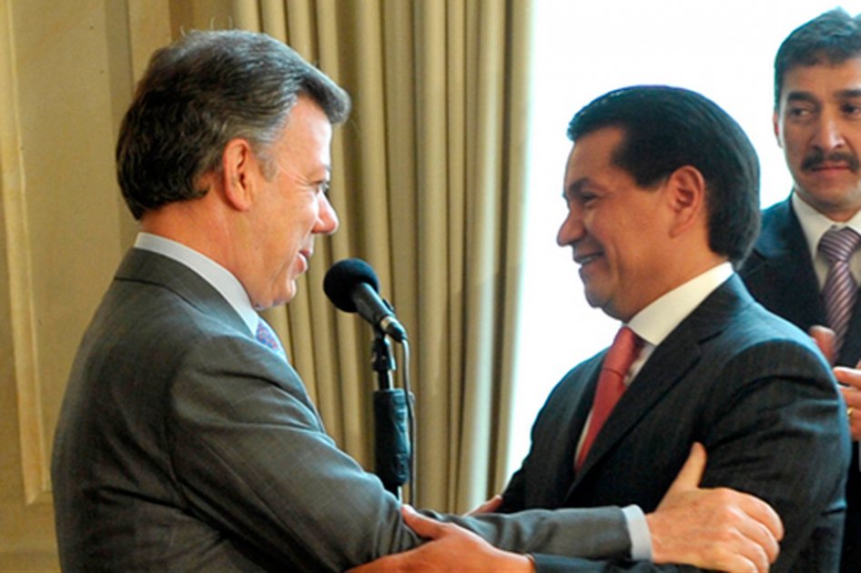 Defensoría del Pueblo será importante en búsqueda de paz: Santos