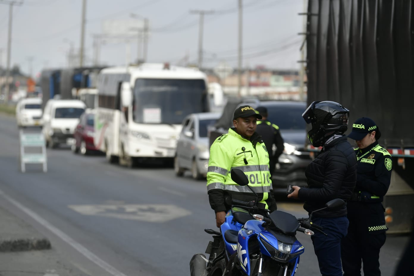Controles de seguridad vial en Bogotá.