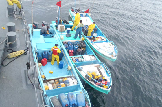 Por pesca ilegal inmovilizan cuatro embarcaciones ecuatorianas