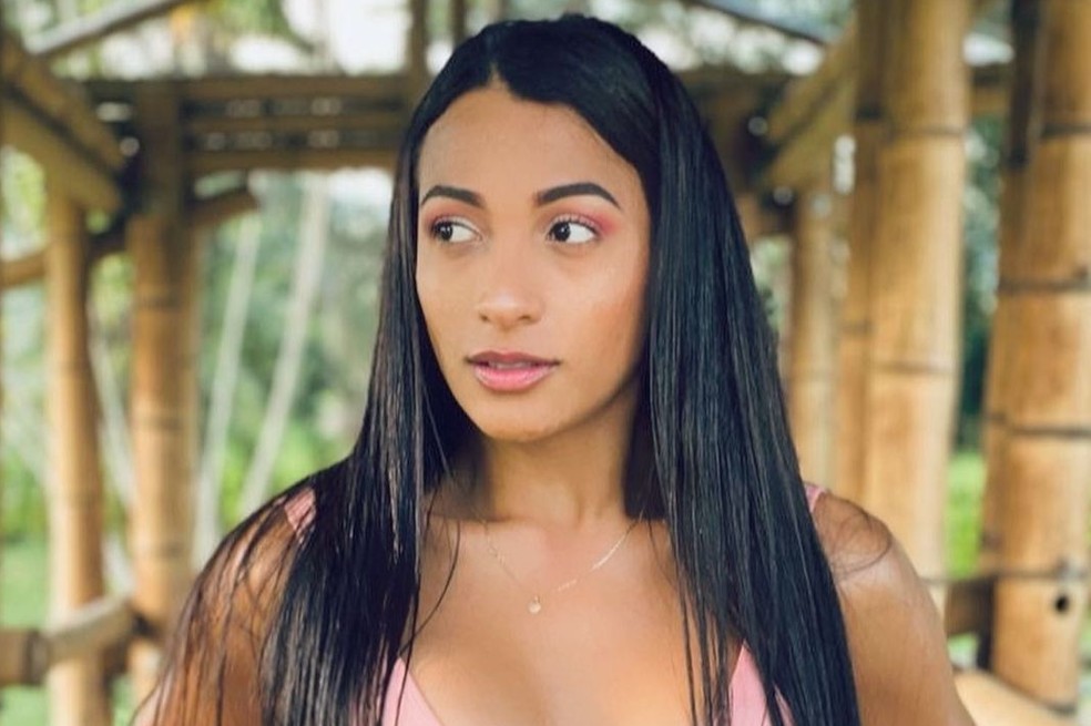 Exparticipante del “Desafío” denunció a cirujano que le implantó prótesis mamarias