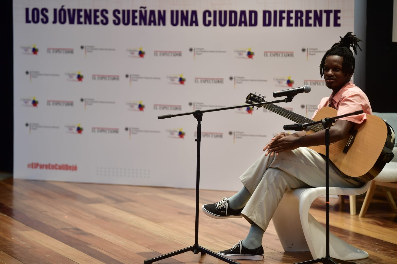“La labor de los artistas es cerrar las grietas que dejó el paro”: Junior Zamora