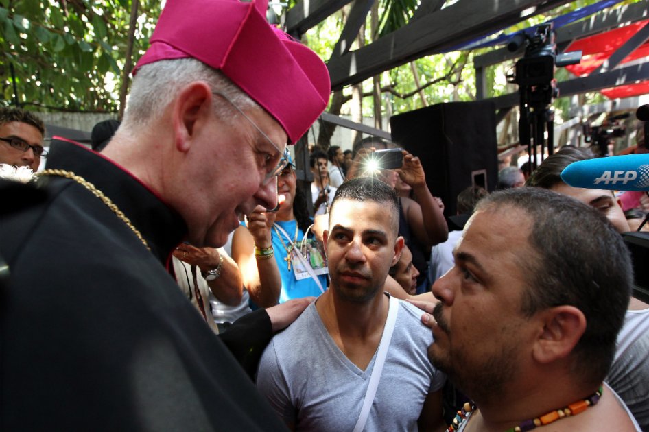 Cuba festeja bodas simbólicas homosexuales oficiadas por líderes religiosos