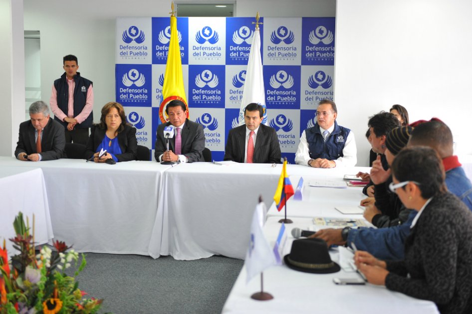 Defensoría del Pueblo mediará entre directivas y trabajadores Universidad Nacional