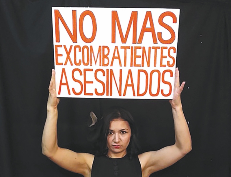Sara Luna Ñustes en un fragmento de la obra "Salida al sol".