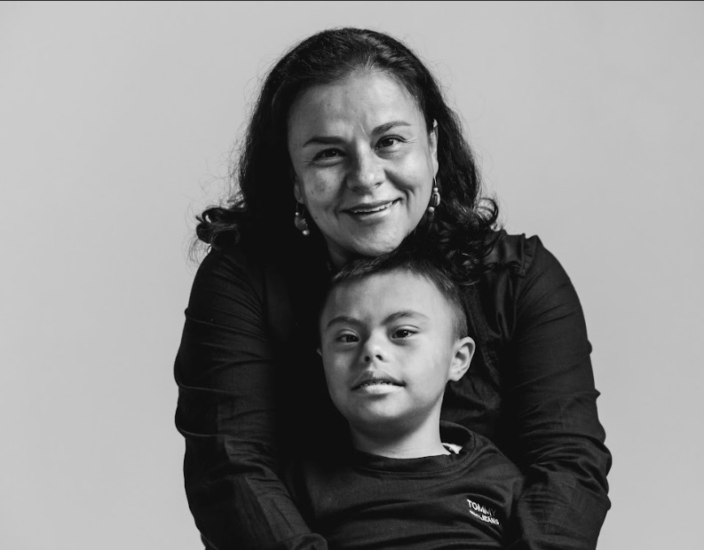 A los tres meses de embarazo, Ana Lucía Jiménez supo que su hijo nacería con síndrome de Down. Hoy Pablo José tiene 10 años, es un niño feliz y escolarizado.