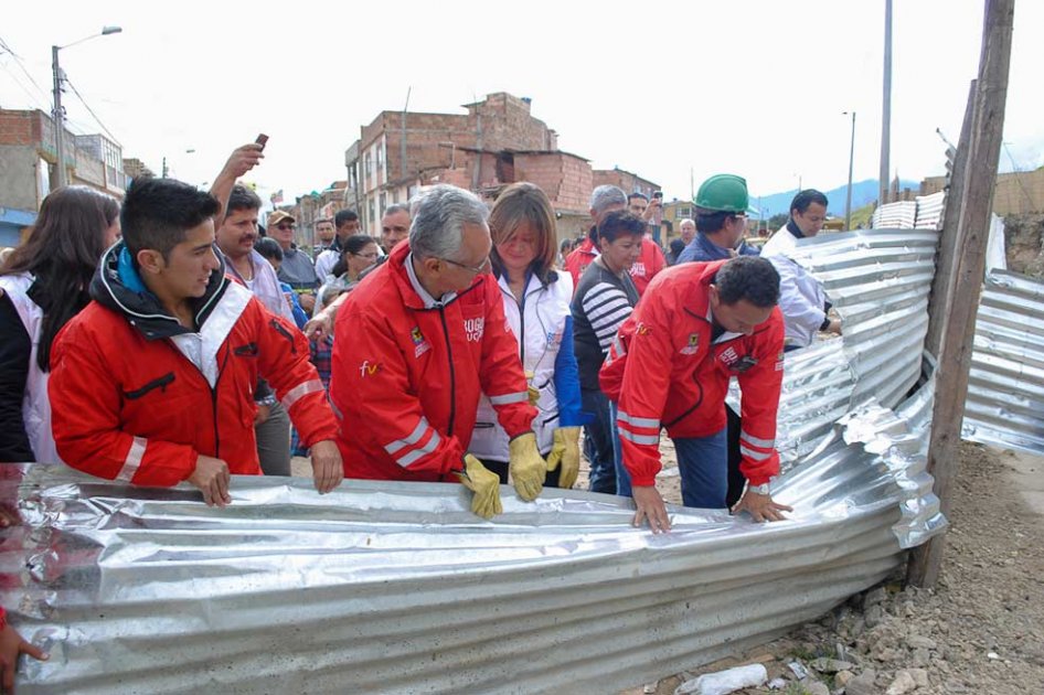 Distrito derribó muro de latas que separó a Tunjuelito y Ciudad Bolívar por 20 años