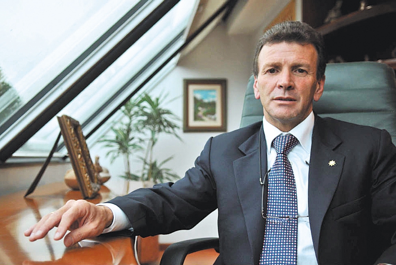Carlos Palacino, expresidente de Saludcoop, debe pagar $289 mil millones al Estado