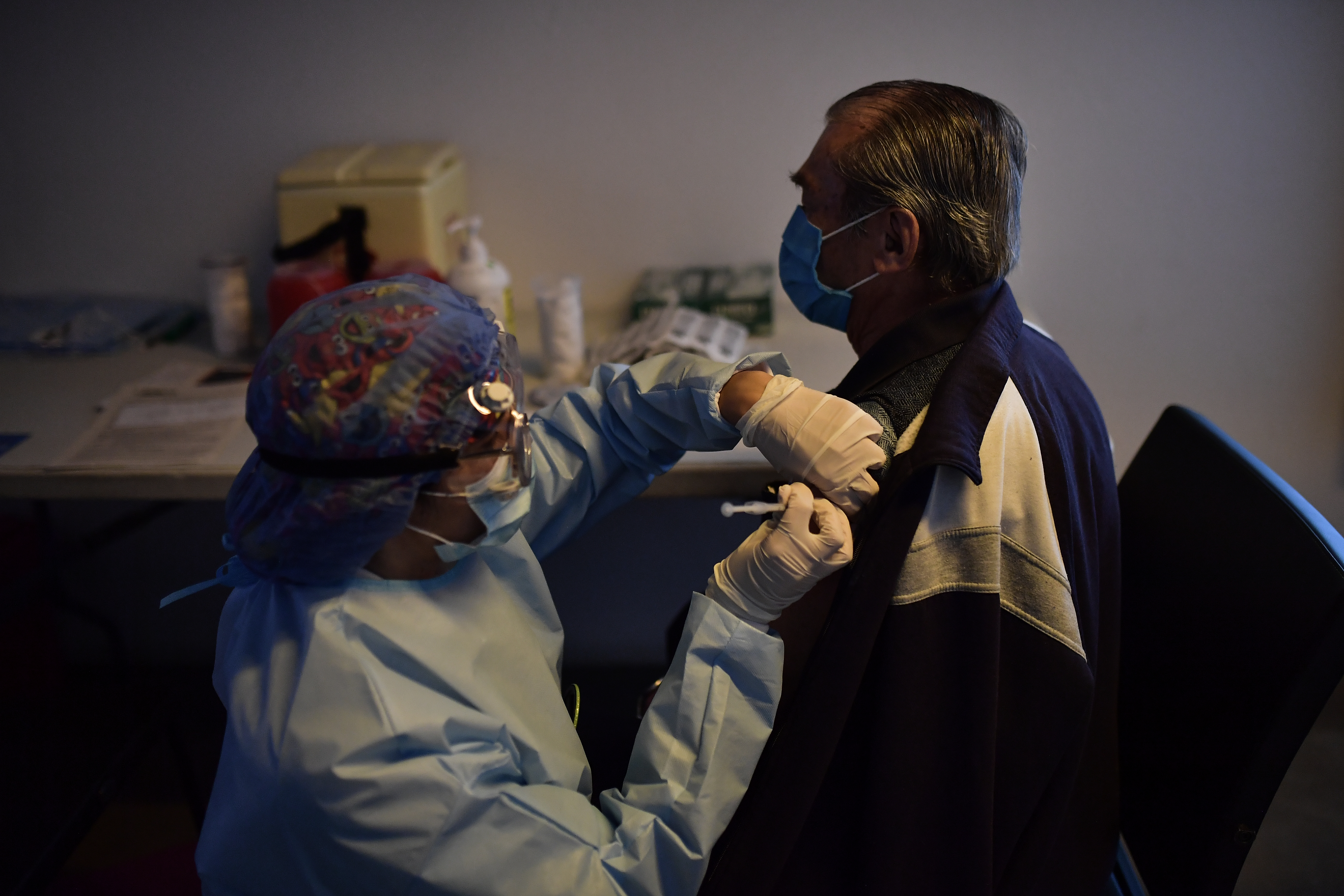 Coronavirus en Colombia: eventos adversos tras vacunación son menores al 0,07 %