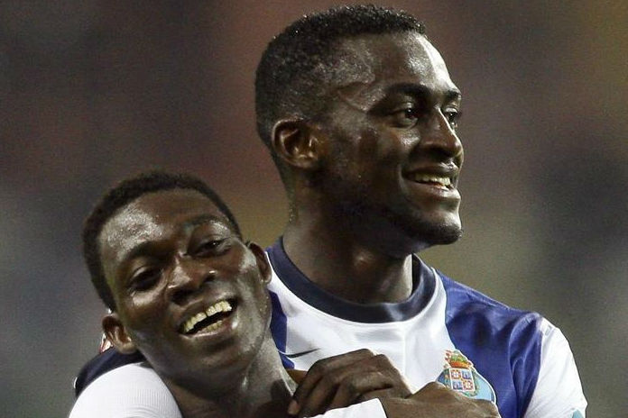 Dos goles de Jackson Martínez mantienen al Oporto líder en Portugal