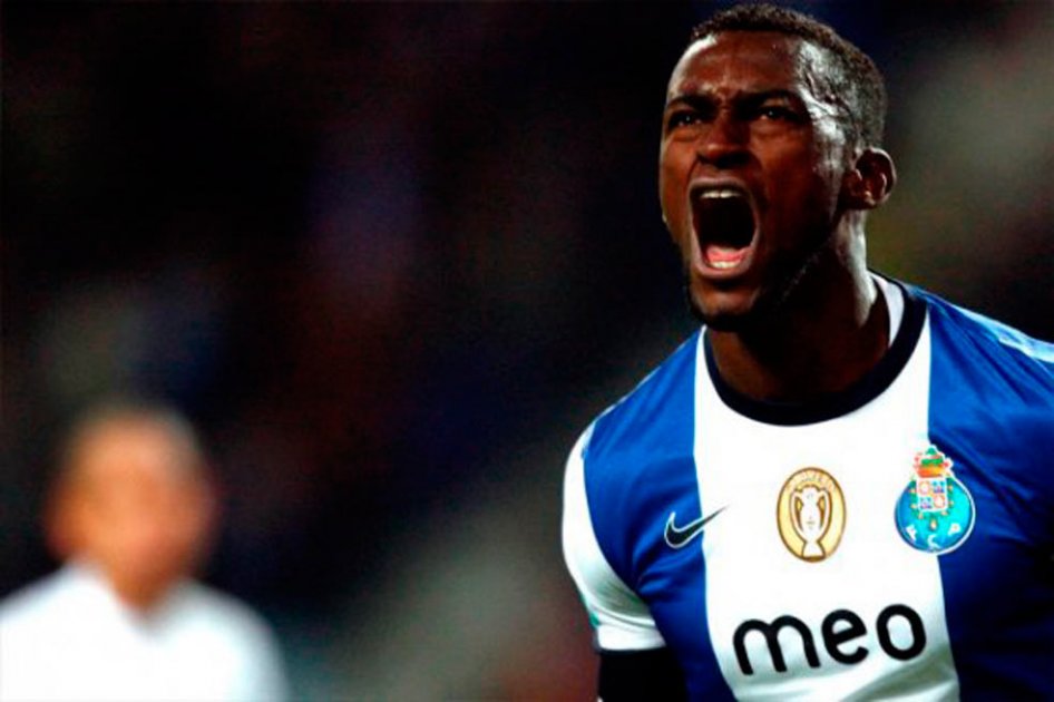 Jackson Martínez anotó dos goles en la victoria del Porto sobre el Moreirense