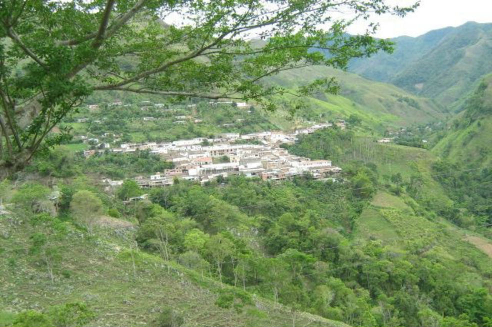 Pelusos retuvieron por dos horas a alcalde de Hacarí y funcionarios de Mintrabajo en Catatumbo