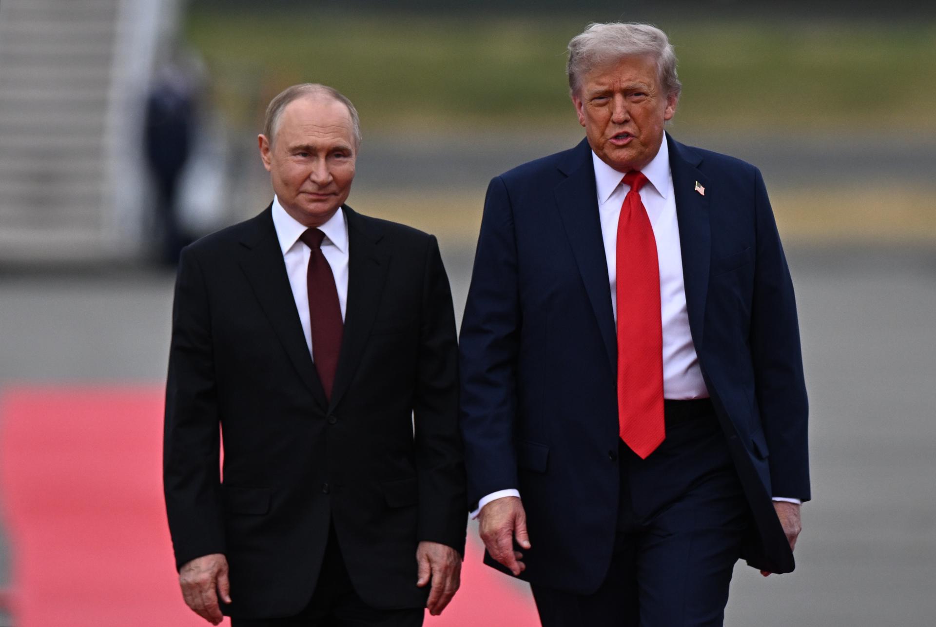 Trump renuncia a la idea de un alto al fuego en Ucrania tras su cumbre con Putin