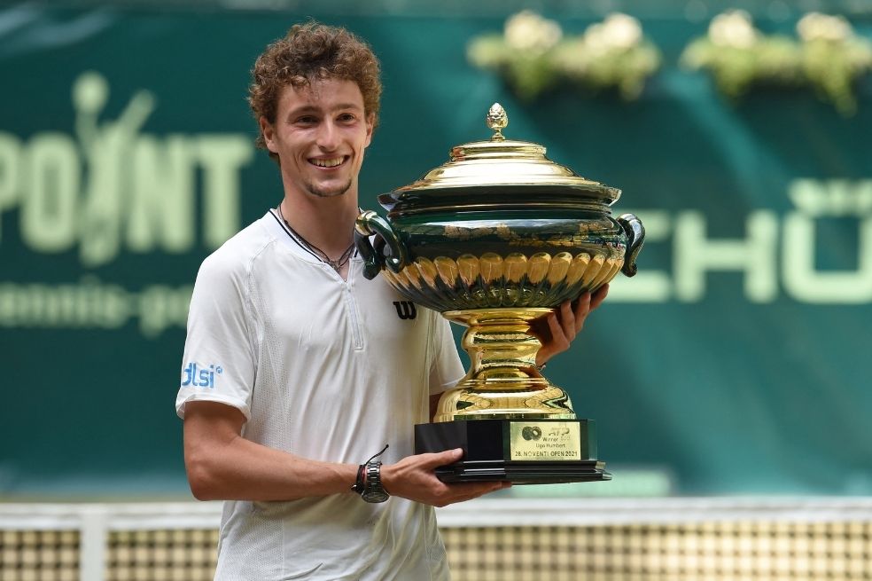 Ugo Humbert sorprendió a Rublev y ganó el torneo de Halle