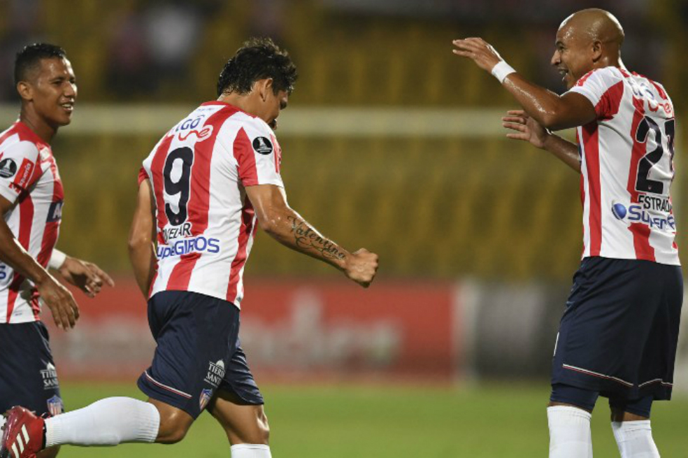 Júnior goleó y avanzó a tercera fase de la Copa Libertadores