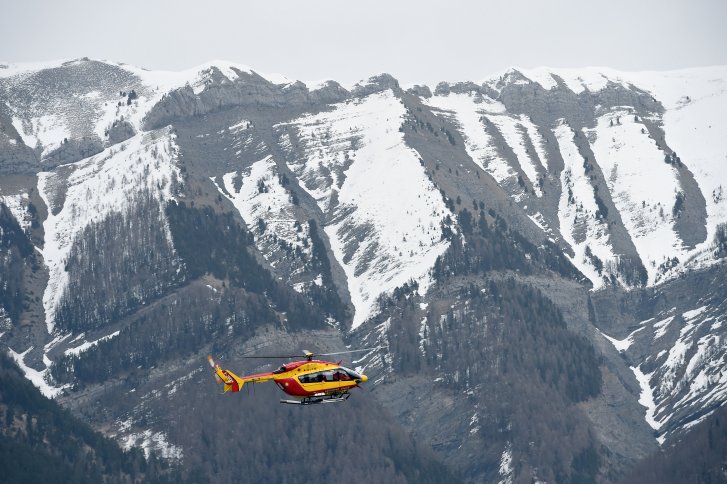 A siete se eleva número de víctimas tras alud en los Alpes franceses