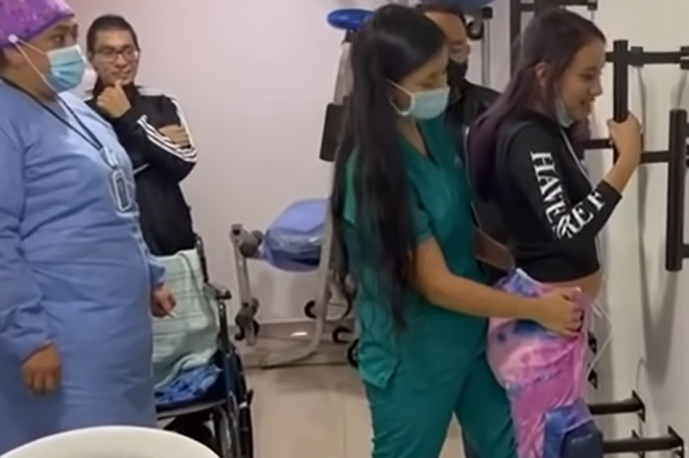 Avanza recuperación de la menor que, en un robo en Bosa, recibió un disparo