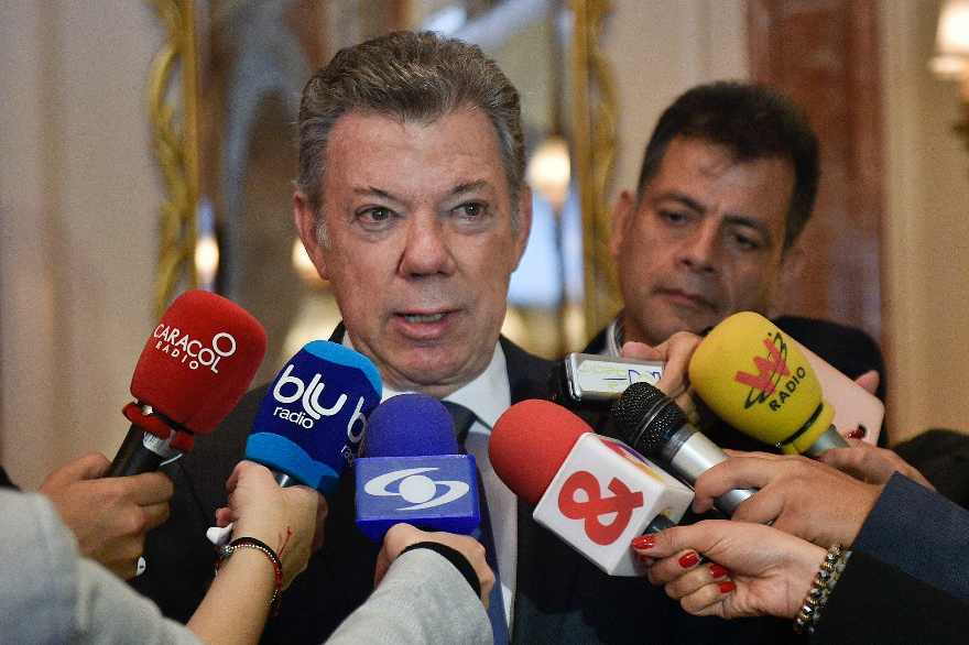 No vamos a reconocer resultado de elecciones en Venezuela: Juan Manuel Santos       