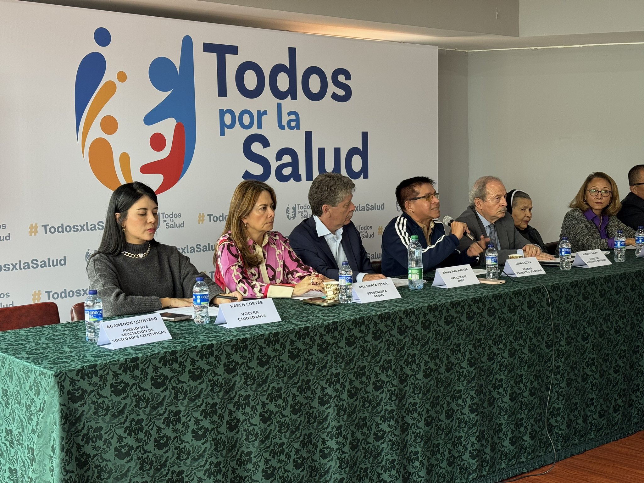 Las diez exigencias del nuevo movimiento para abordar la crisis del sistema de salud