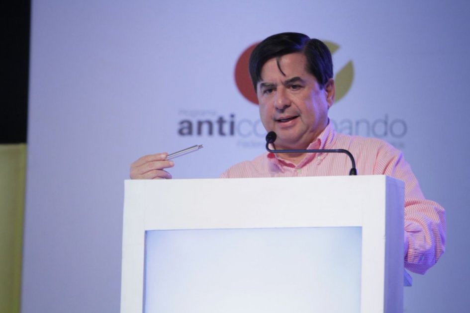Recursos para el posconflicto no pueden caer en manos de los corruptos: Mininterior