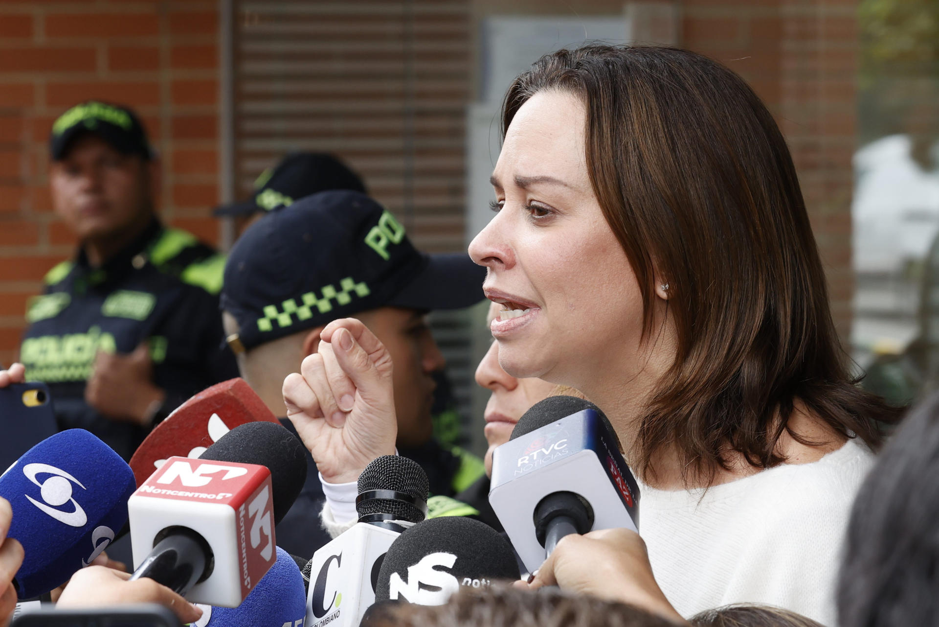 “Nunca hubo apoyo por parte de la UNP”: María Claudia Tarazona sobre esquema de Miguel Uribe