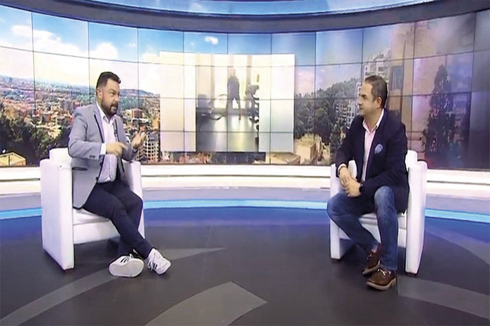 Así se veía el presentador antes de bajar de peso