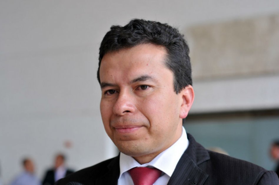 “El archivo muestra lo que la historia oculta”
