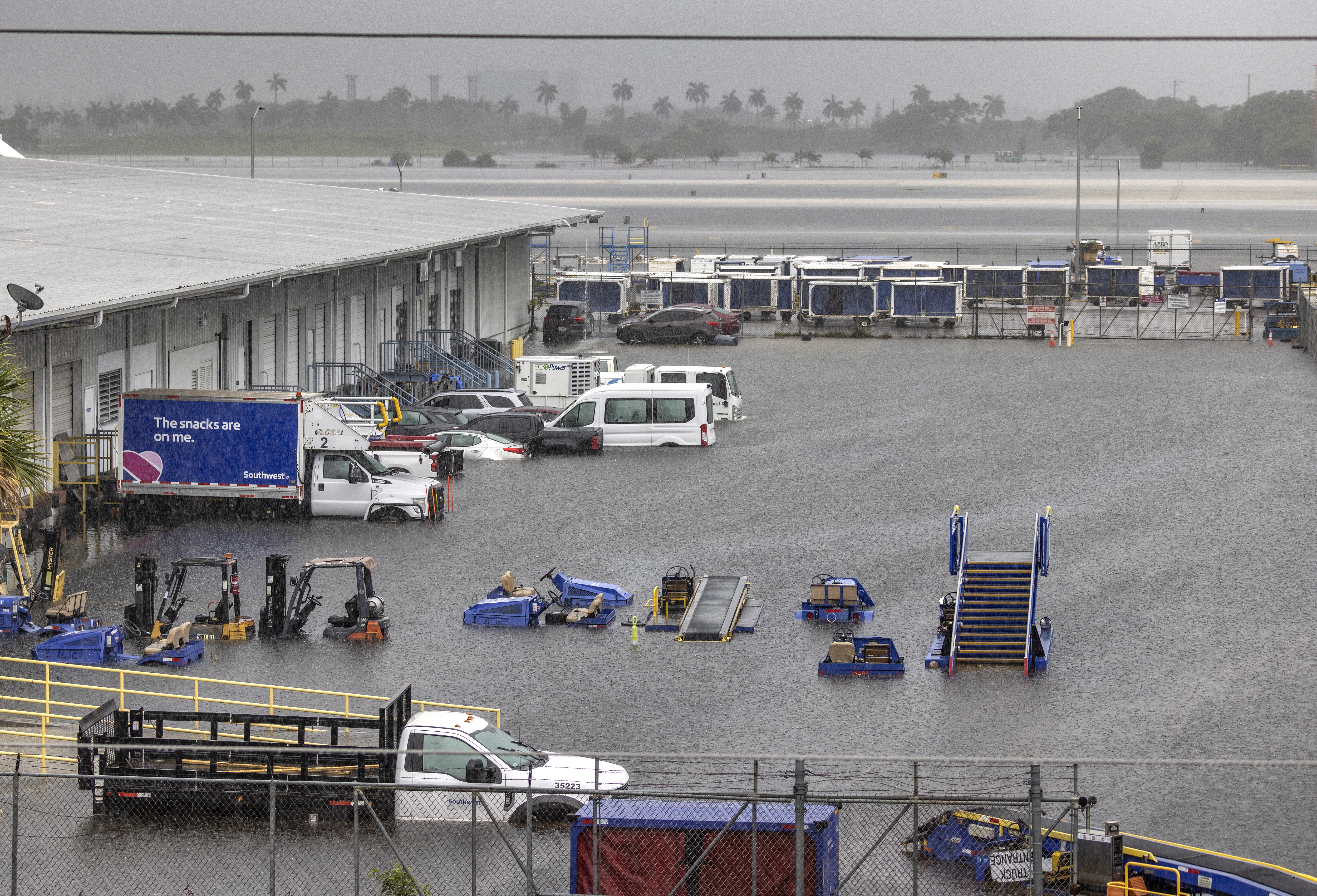 Inundaciones récord en Fort Lauderdale, Florida, por lluvias torrenciales